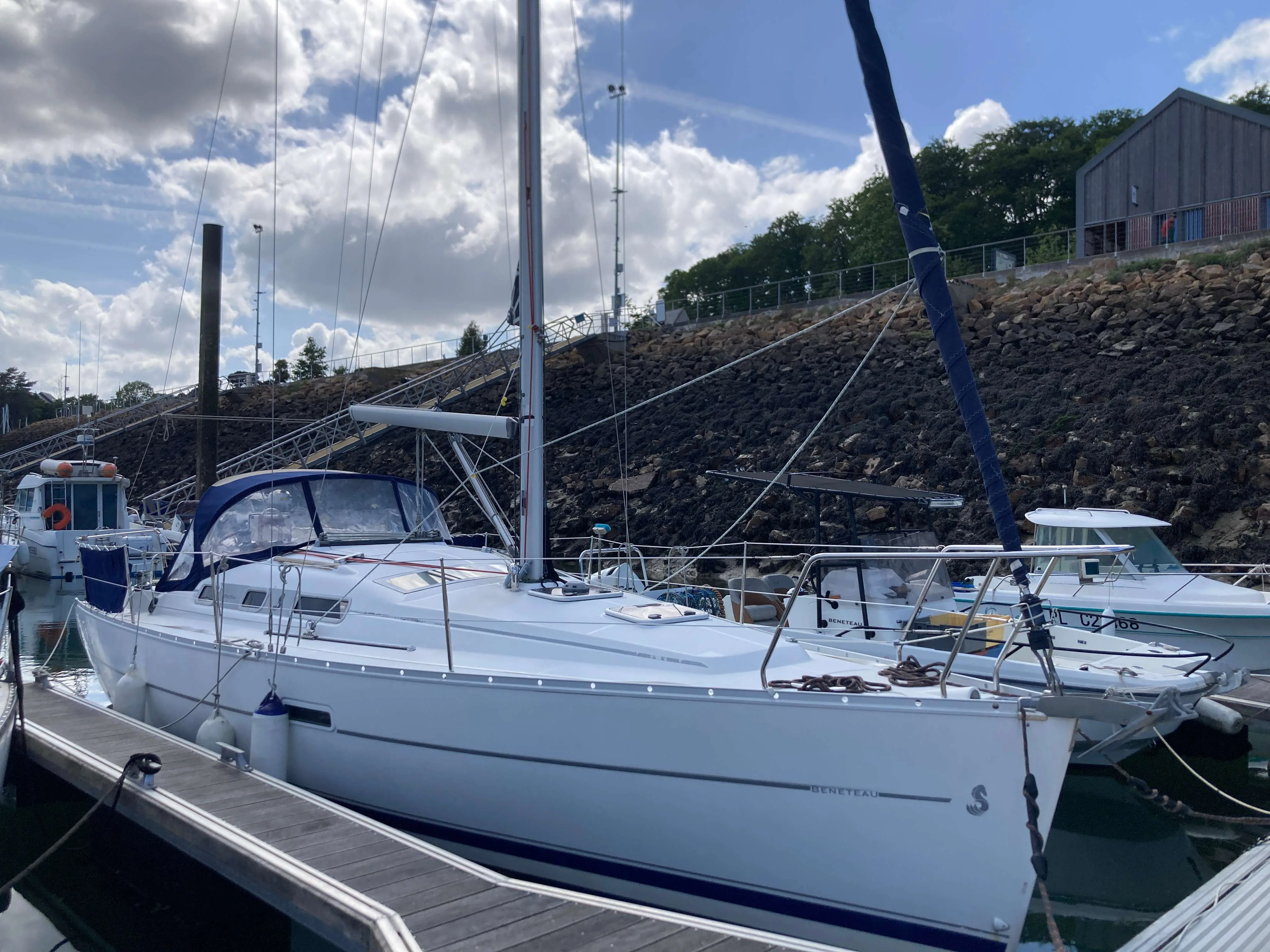 Beneteau OCEANIS 323 CLIPPER usato - foto 1