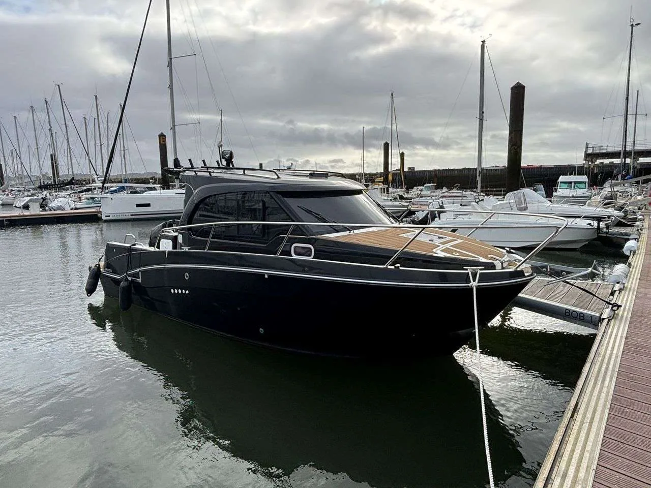 Beneteau ANTARES 8 FISHING used - photo 1 Beneteau ANTARES 8 FISHING used - photo 1