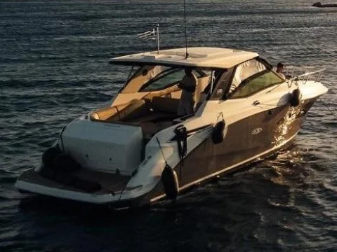 Sea Ray 320 Sundancer used - photo 1