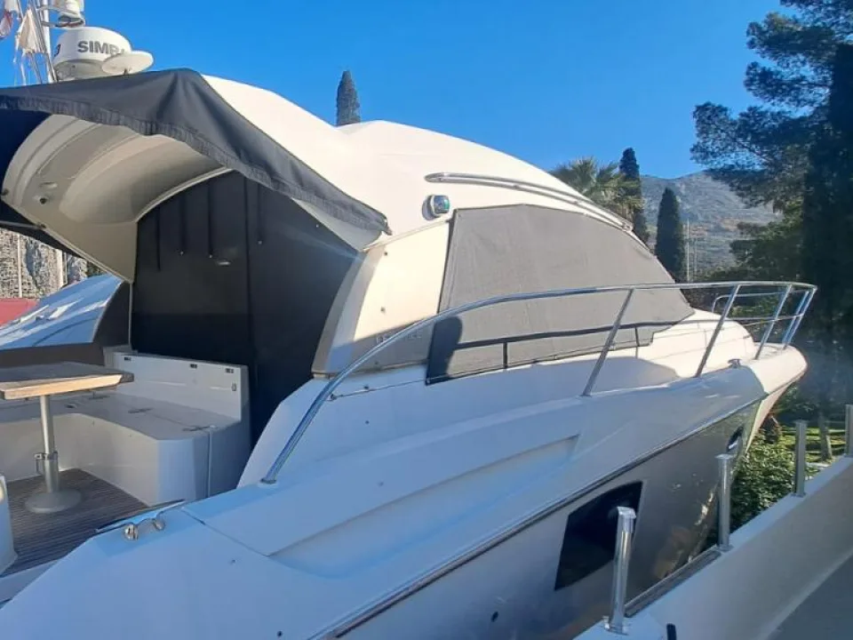 Jeanneau Prestige 390S used - photo 1