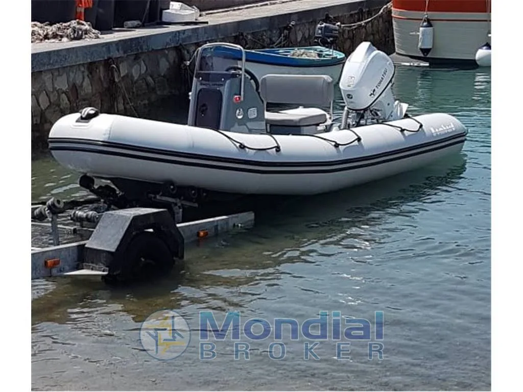 BOMBARD 500 LIGHT GREY d'occasion - photo 1