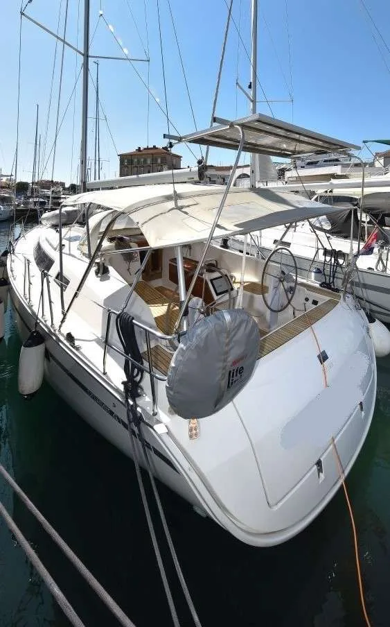 Bavaria Yachts CRUISER 41 used - photo 1