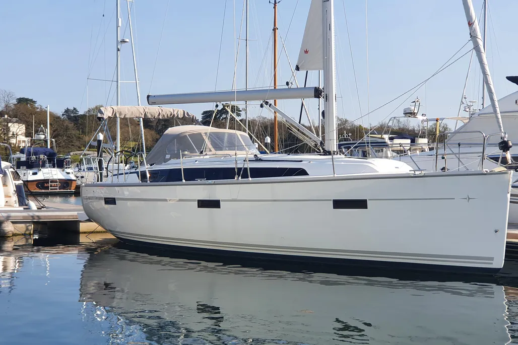 Bavaria Yachts Cruiser 37 gebraucht - Foto 1 Bavaria Yachts Cruiser 37 gebraucht - Foto 1