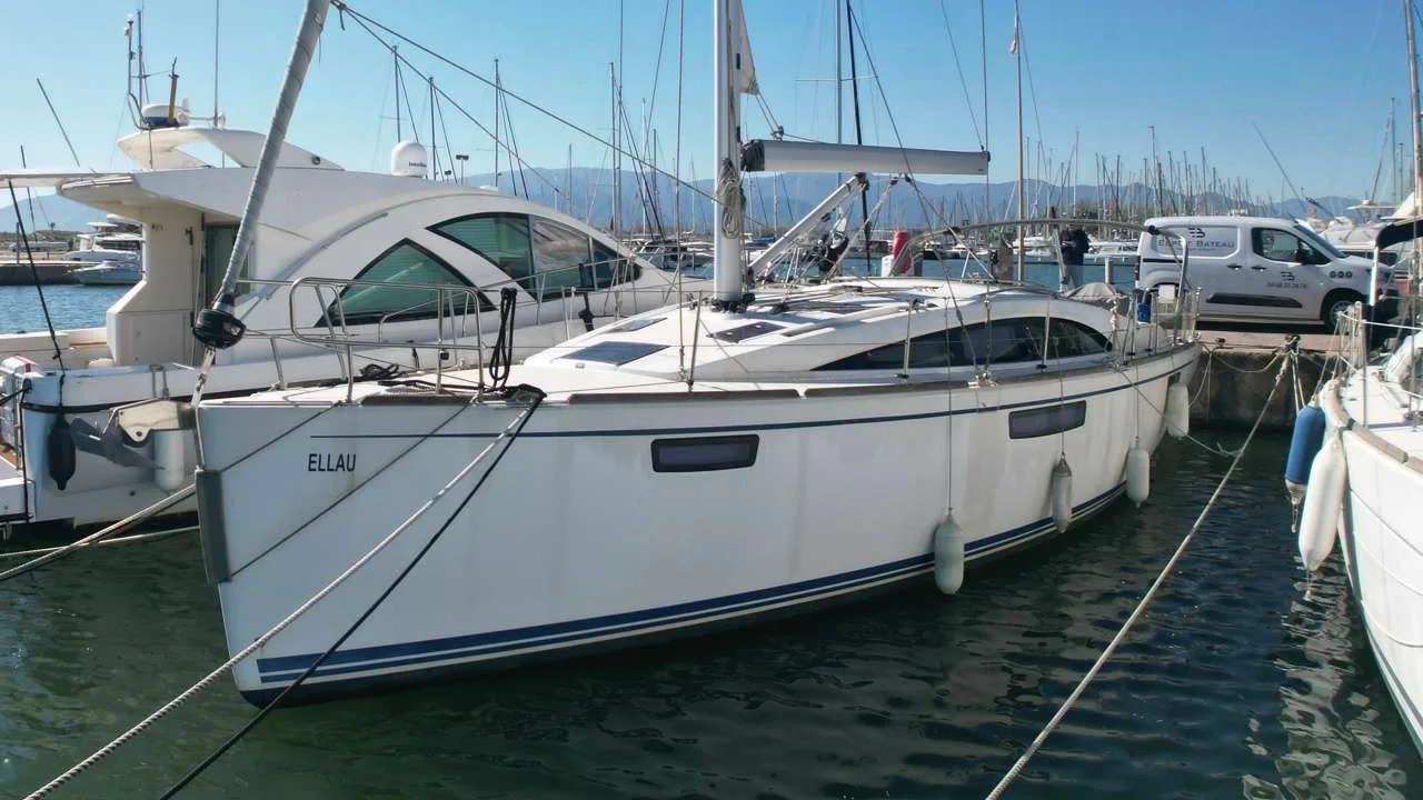 Bavaria Yachts VISION 42 used - photo 1