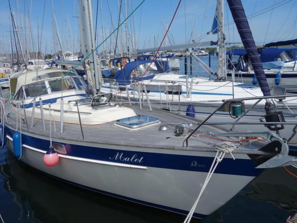 Hallberg-Rassy Hr 352 used - photo 1