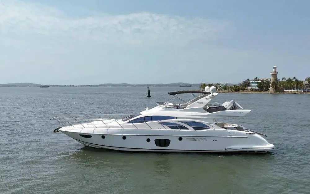 Azimut 62 d'occasion - photo 1