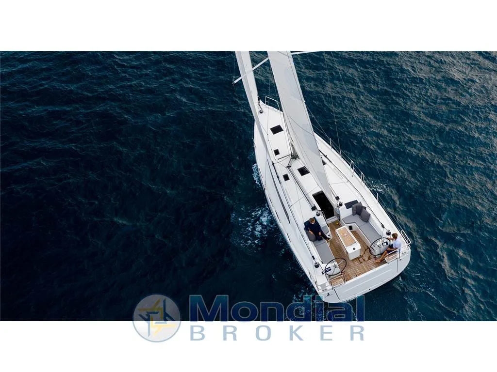 Beneteau OCEANIS 40.1 used - photo 1