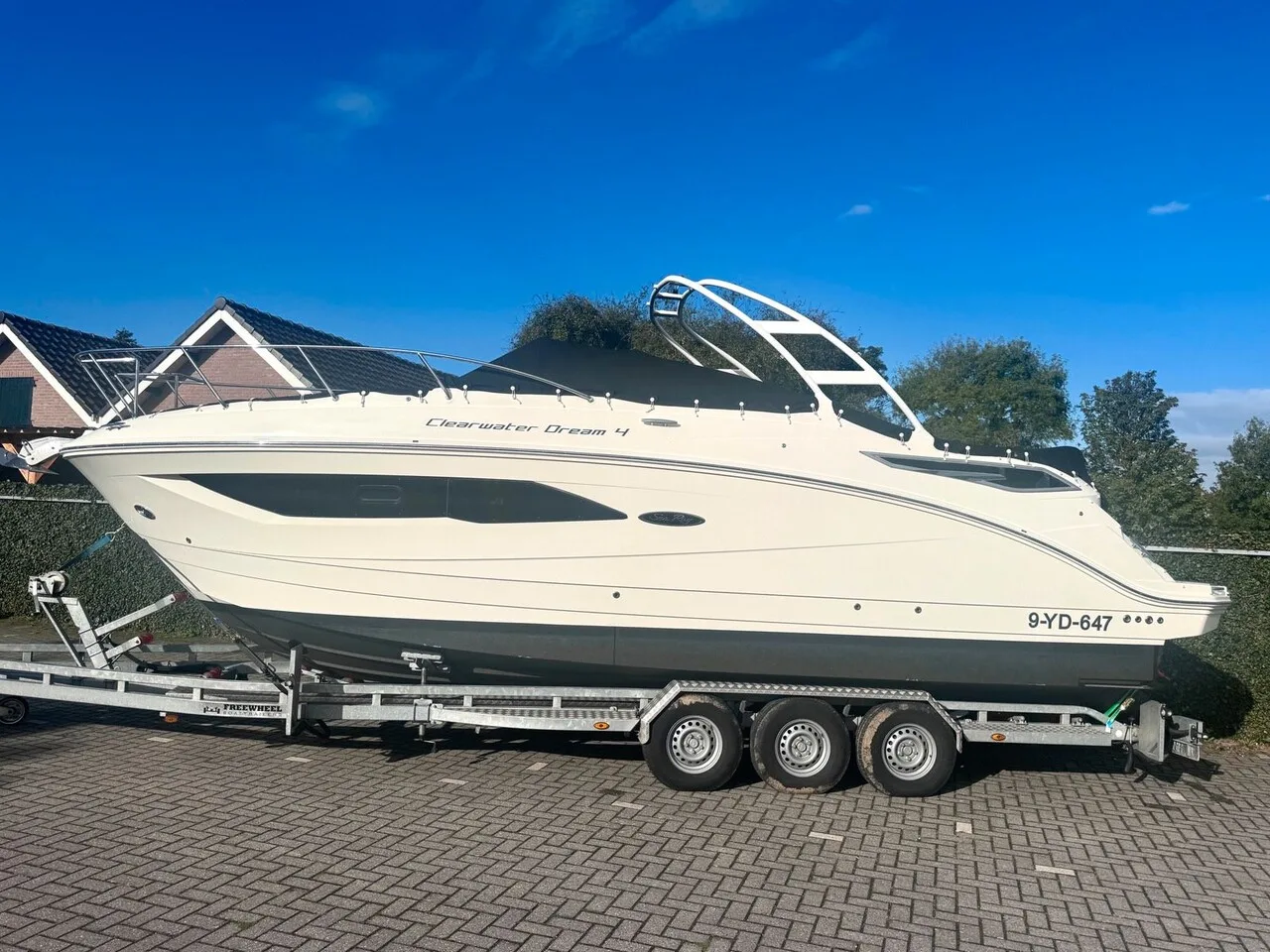 Sea Ray 290 Sundancer usato - foto 1