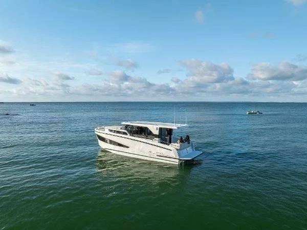 Delphia 10 Sedan gebraucht - Foto 1