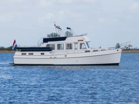 Grand Banks 49 motoryacht usato - foto 1
