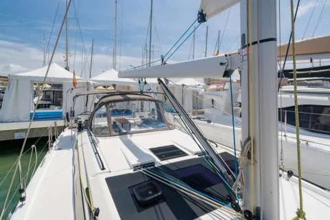 Dufour 44 used - photo 1