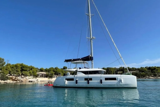 Lagoon 46 used - photo 1