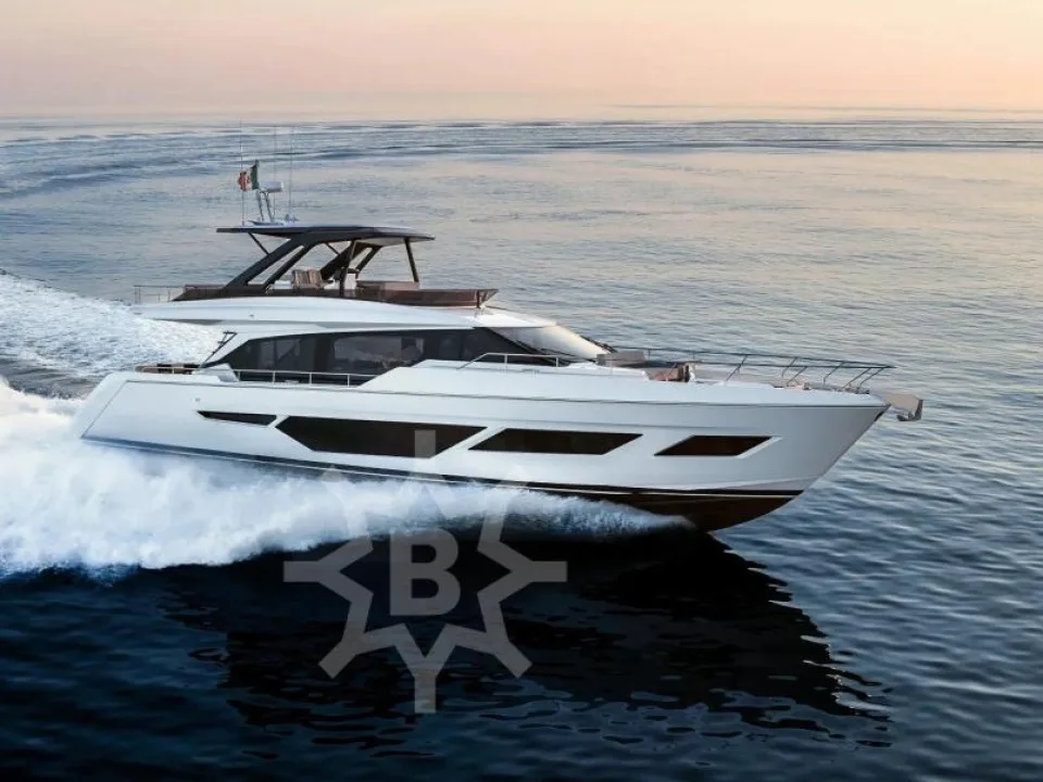 Ferretti Yachts 720 usato - foto 1