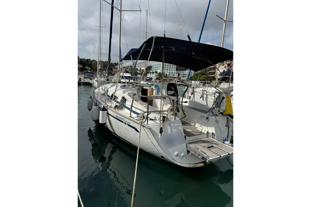 Bavaria Yachts Cruiser 35 used - photo 1