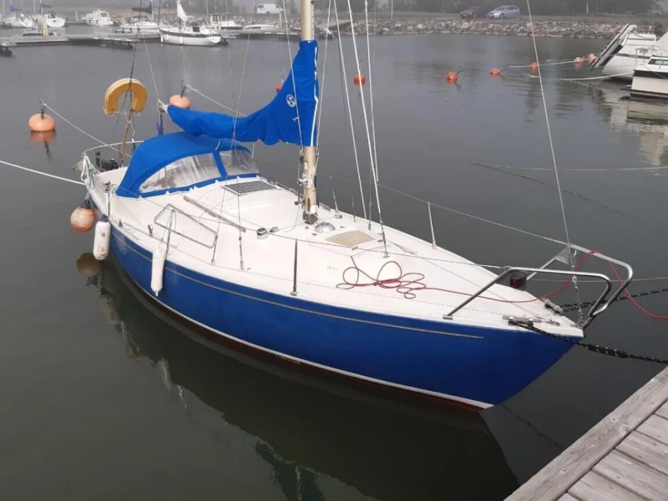 Hallberg-Rassy 24 used - photo 1