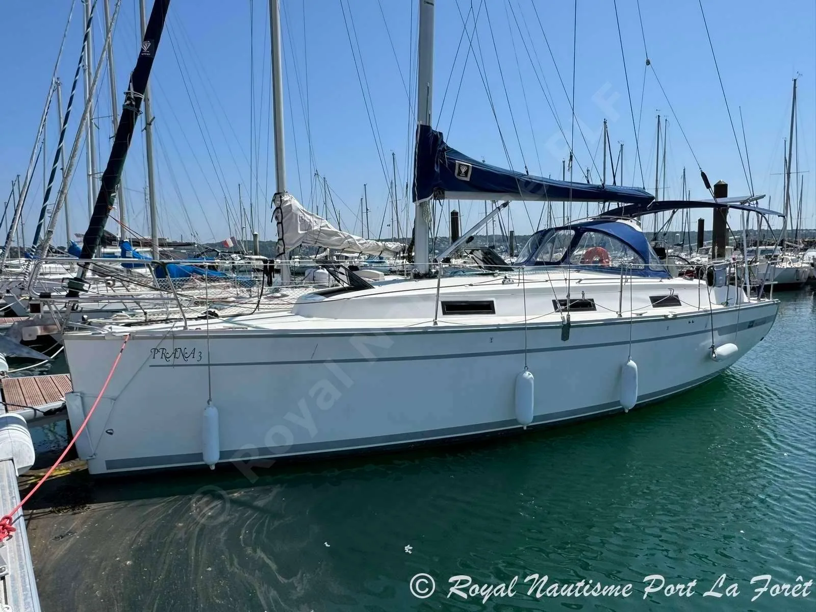 Bavaria Yachts 32 CRUISER used - photo 1
