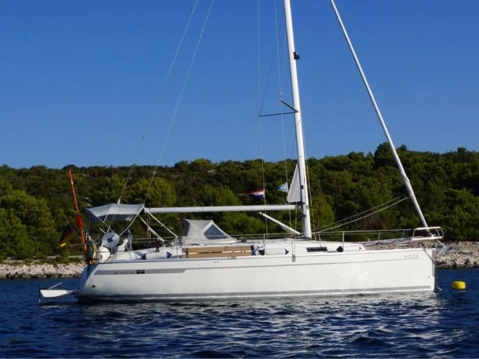 Bavaria Yachts 32 Cruiser used - photo 1