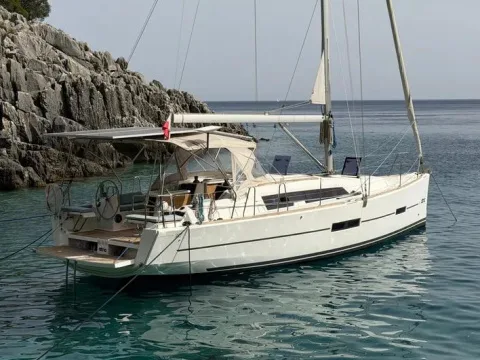 Dufour 382 used - photo 1