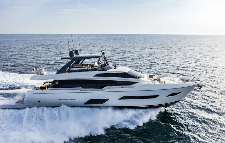 Ferretti Yachts Ferretti 780