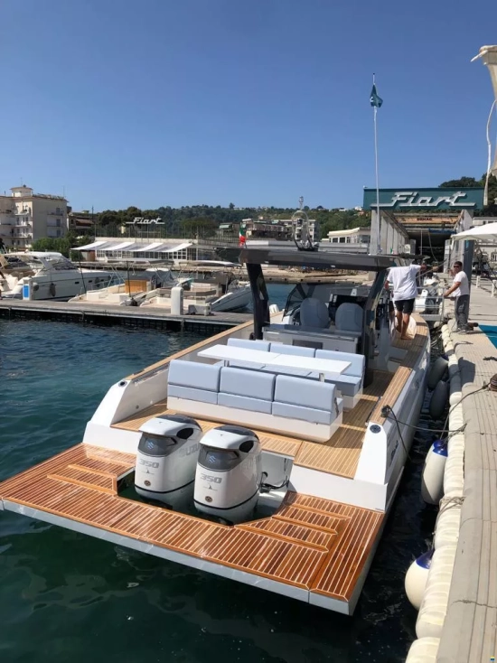 Fiart Mare 35 SEAWALKER usato - foto 1