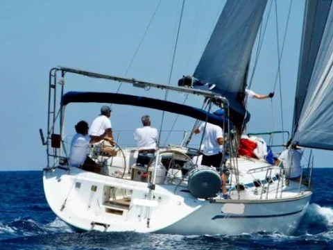 Bavaria Yachts 44 Cruiser used - photo 1