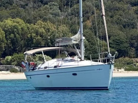 Bavaria Yachts 42 Cruiser used - photo 1