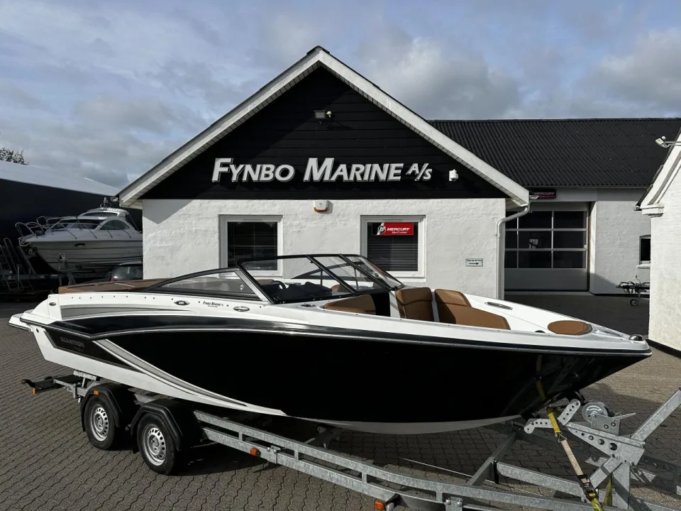 Glastron GT 205 Limited, MerCruiser 4.5 MPI 200 H gebraucht - Foto 1 Glastron GT 205 Limited, MerCruiser 4.5 MPI 200 H gebraucht - Foto 1