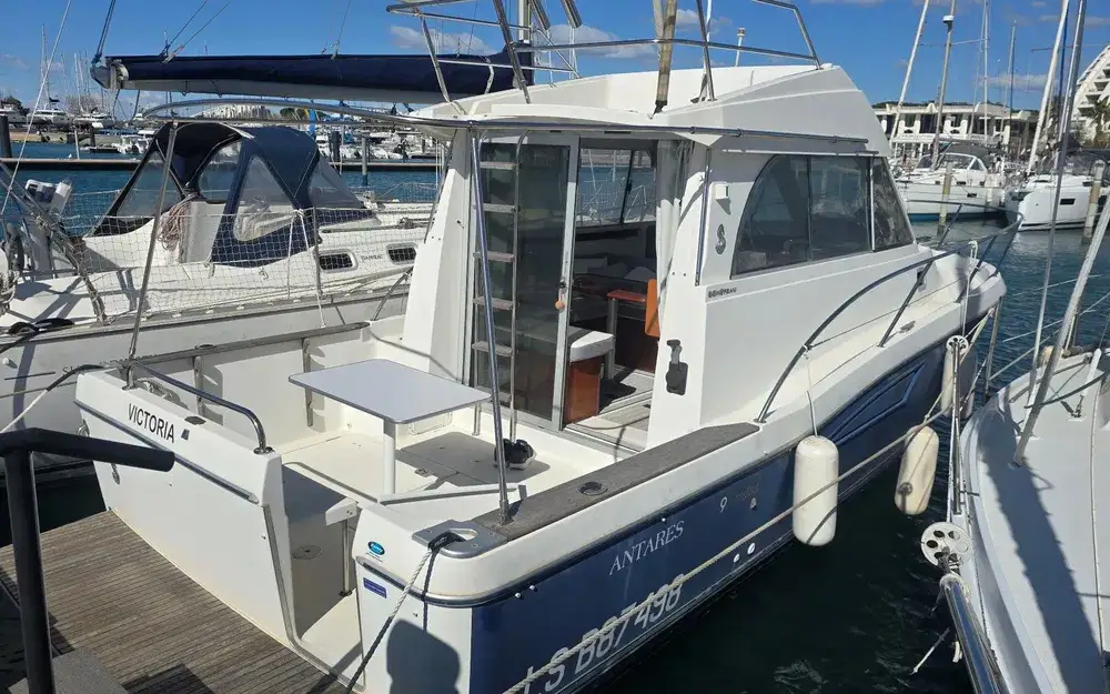 Beneteau ANTARES SERIE 9 used - photo 1