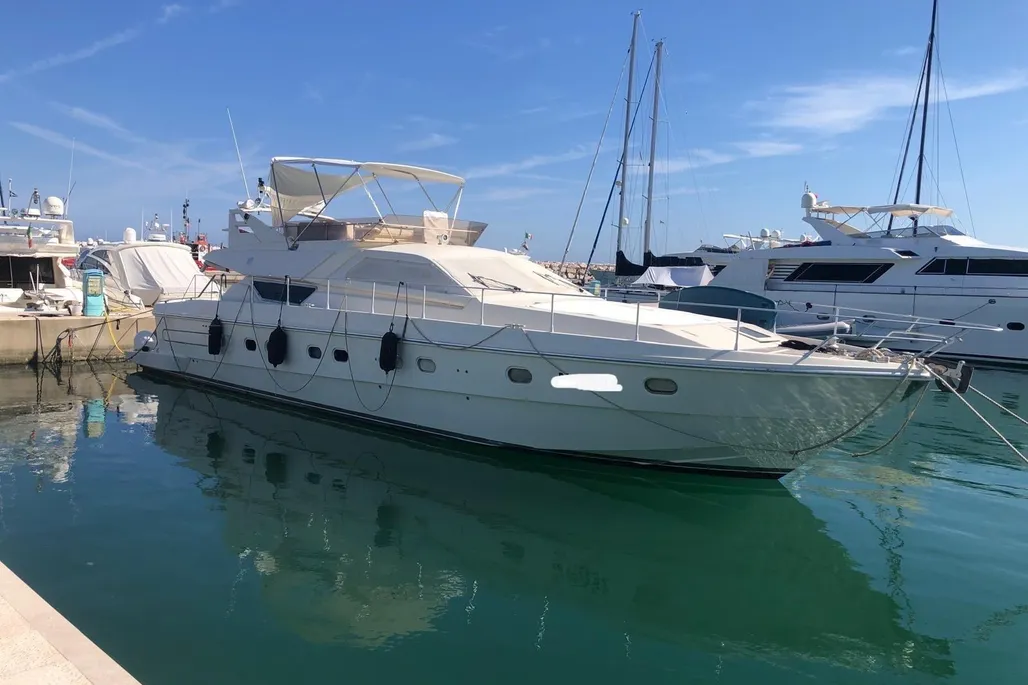 Ferretti Yachts altura 54 used - photo 1