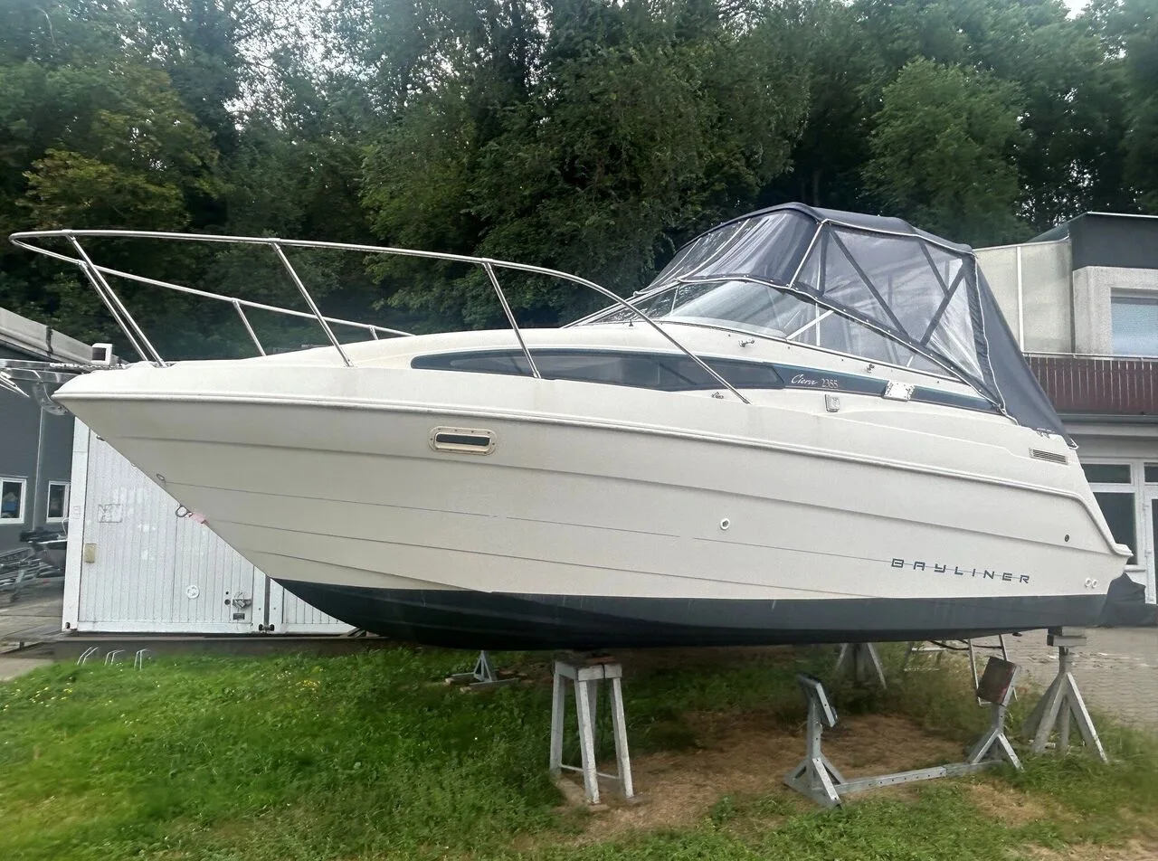 Bayliner 2355 Ciera gebraucht - Foto 1