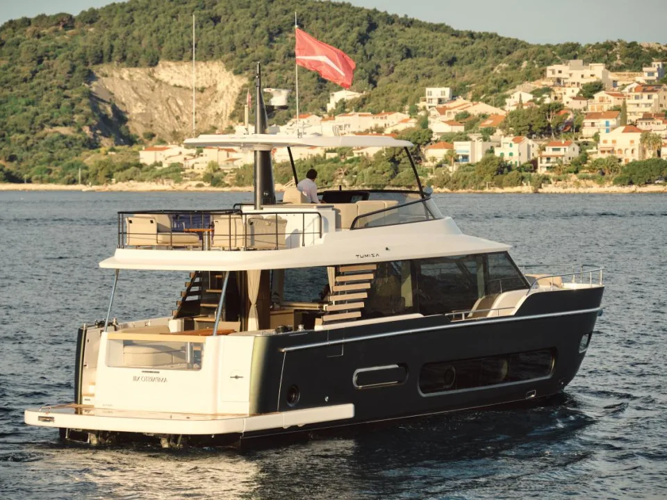 Azimut Magellano 60 used - photo 1
