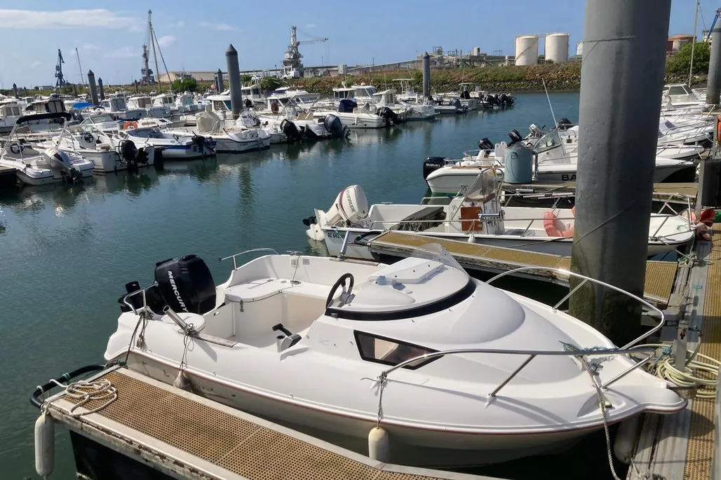 Quicksilver 470 used - photo 1