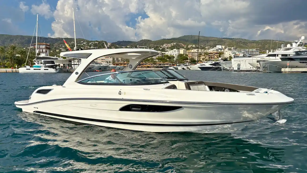 Sea Ray SLX 350 gebraucht - Foto 1