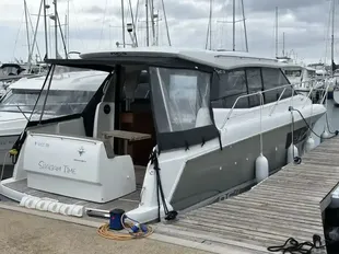 Jeanneau NC 9 used - photo 1