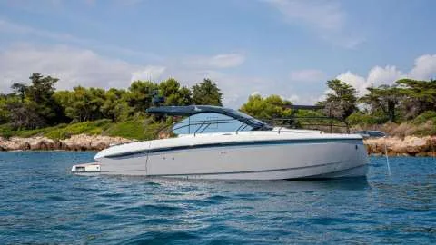Beneteau Gran Turismo 40 IB used - photo 1