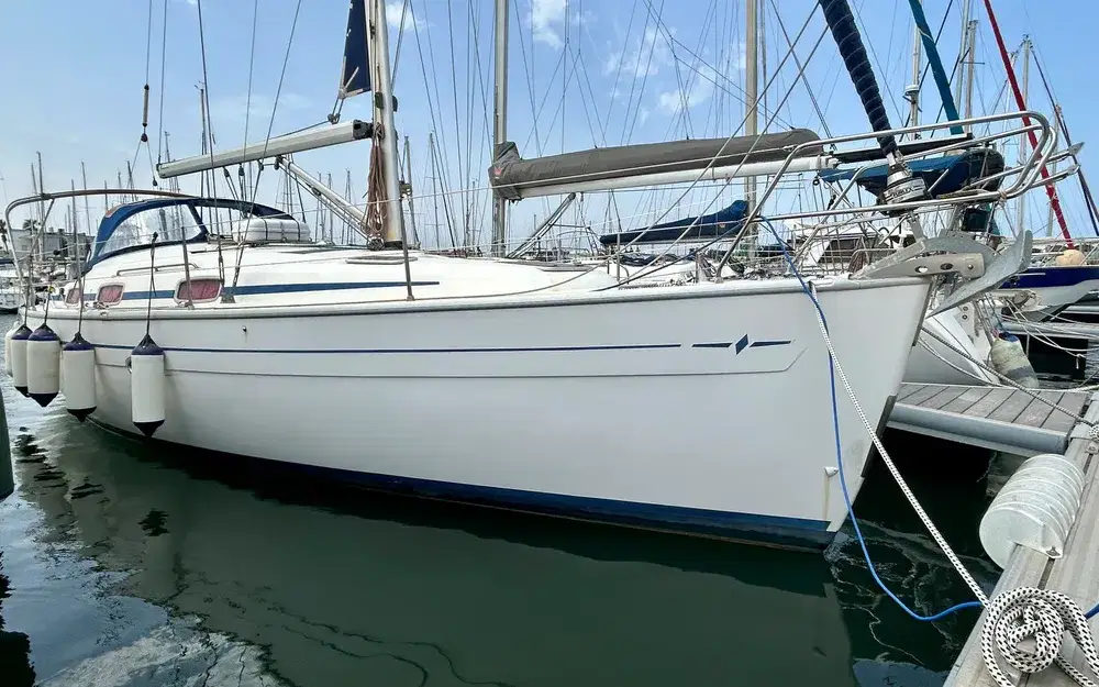 Bavaria Yachts 37 CRUISER used - photo 1