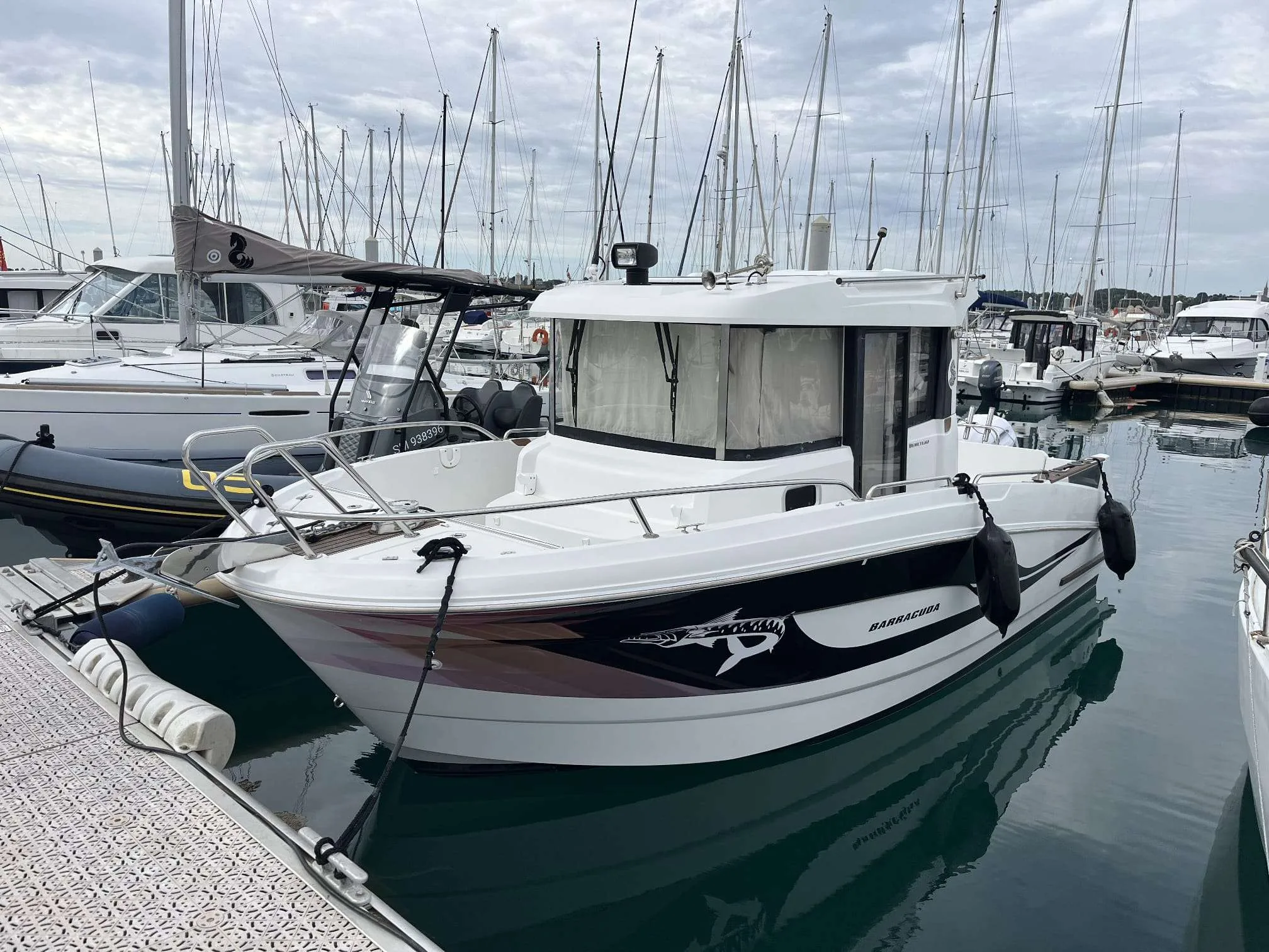 Beneteau BARRACUDA 7 used - photo 1