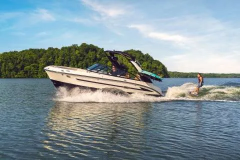 Sea Ray SDX230E SURF & Trailer gebraucht - Foto 1
