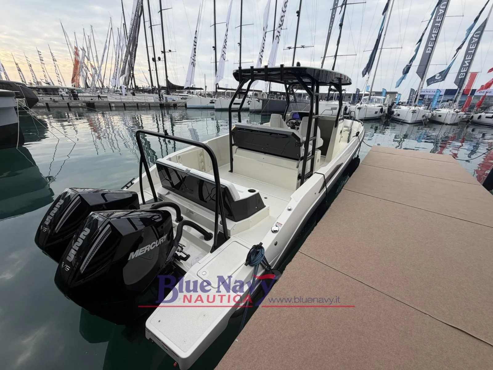 Navan T30- Disponibile subito! nuovo - foto 1 Navan T30- Disponibile subito! nuovo - foto 1