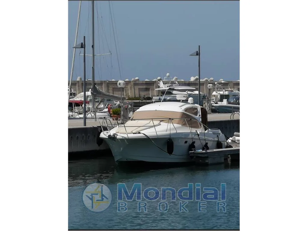 Jeanneau Prestige 34 HT used - photo 1