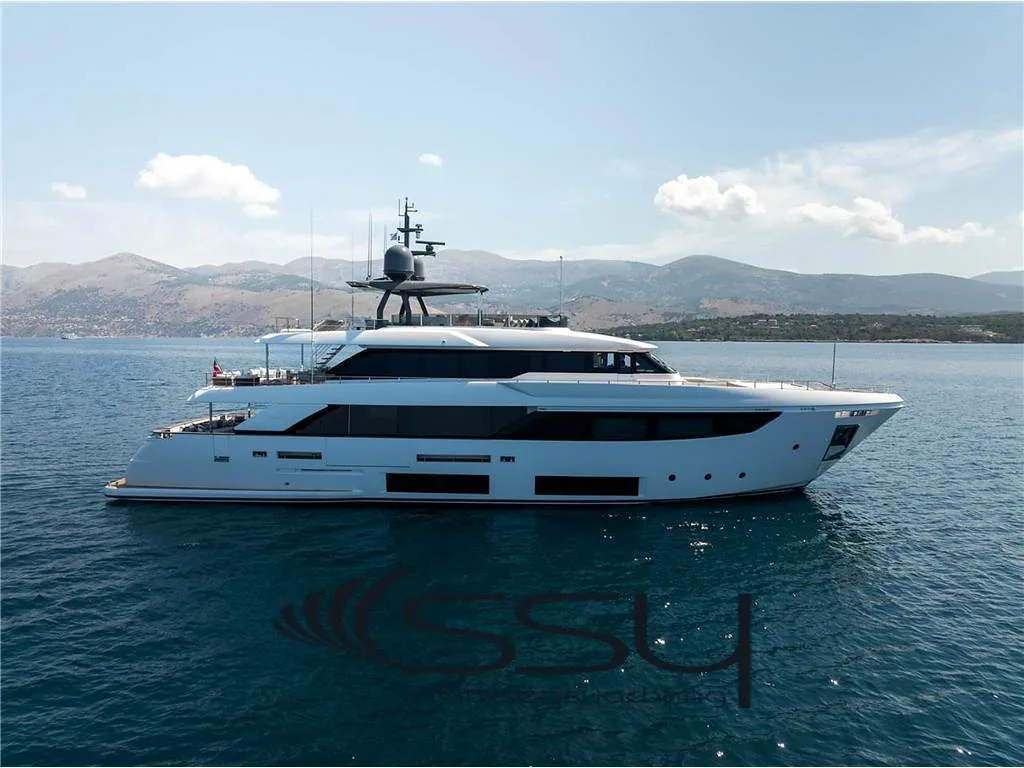 CUSTOM LINE NAVETTA 33 usato - foto 1