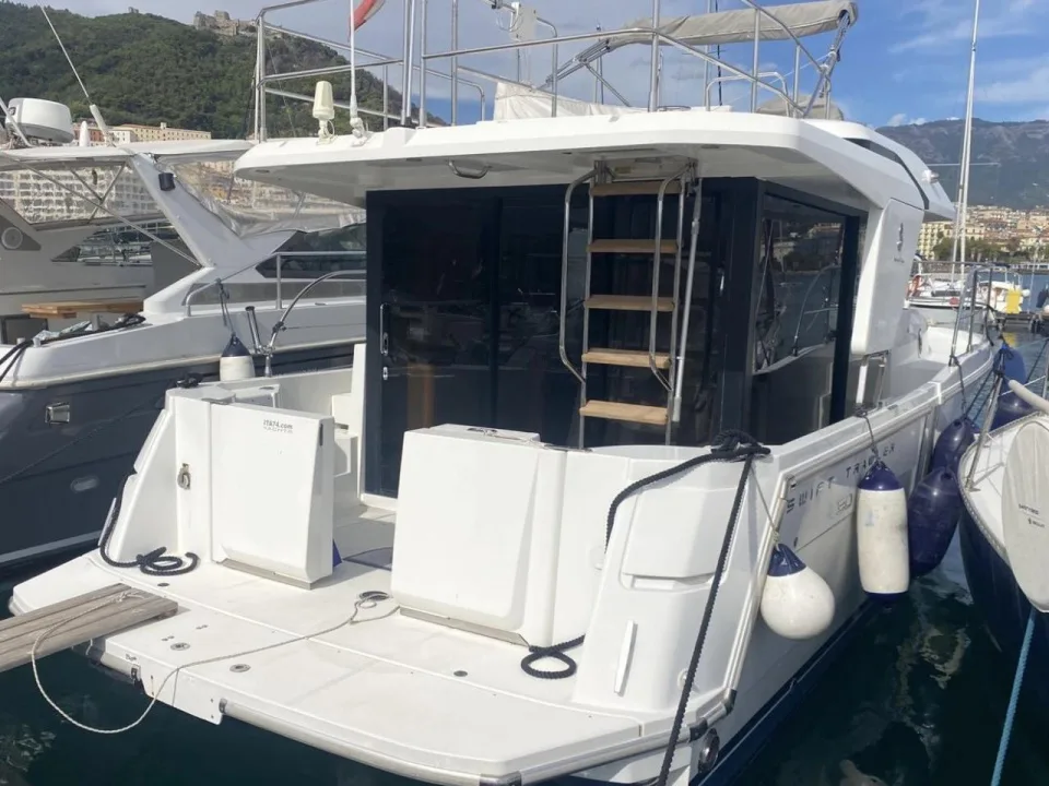Beneteau Swift Trawler 30 usato - foto 1
