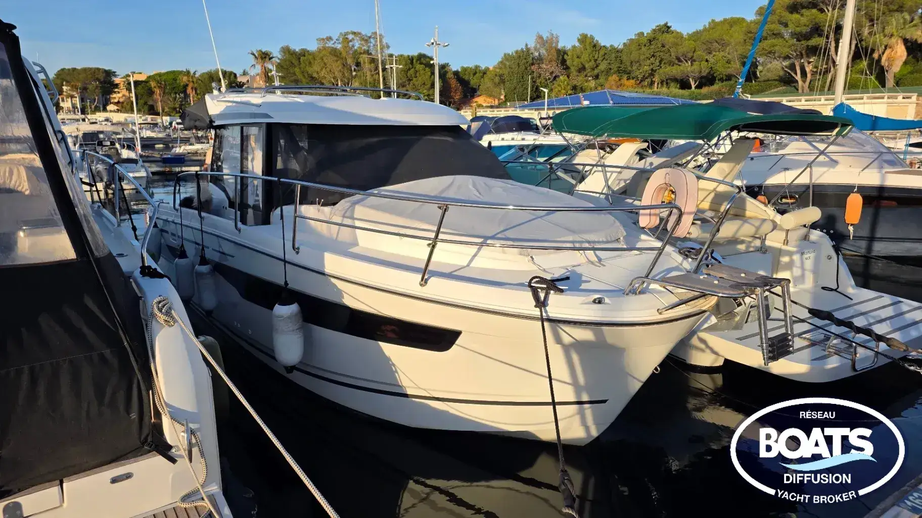 Jeanneau MERRY FISHER 895 used - photo 1