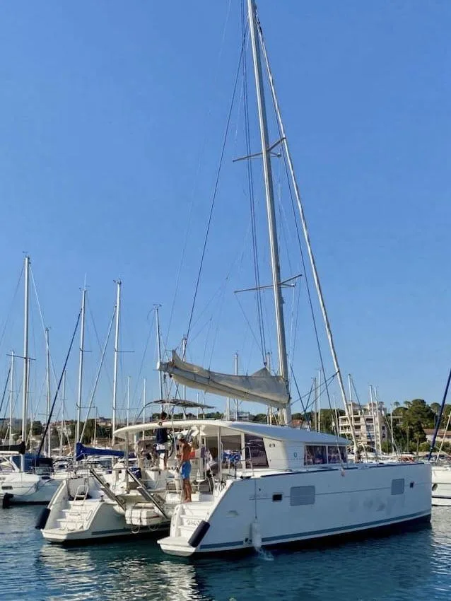 Lagoon 400 used - photo 1