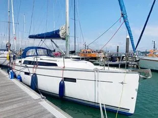 Bavaria Yachts 37 Cruiser used - photo 1