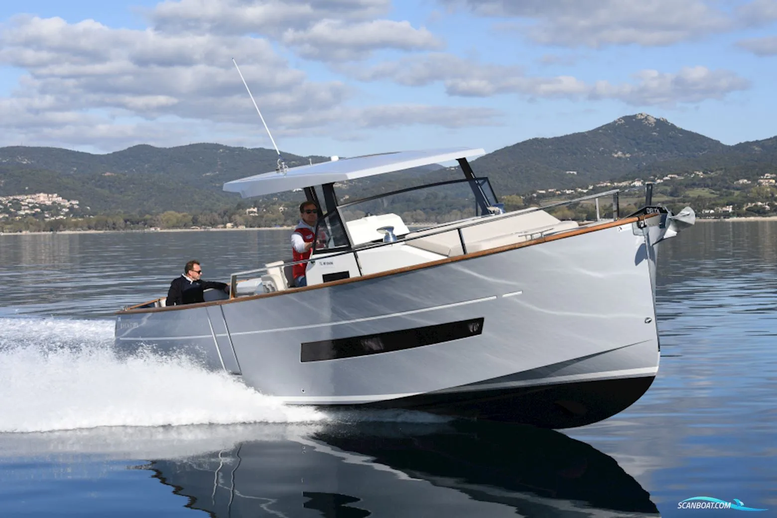 Rhéa Marine 32 Open used - photo 1