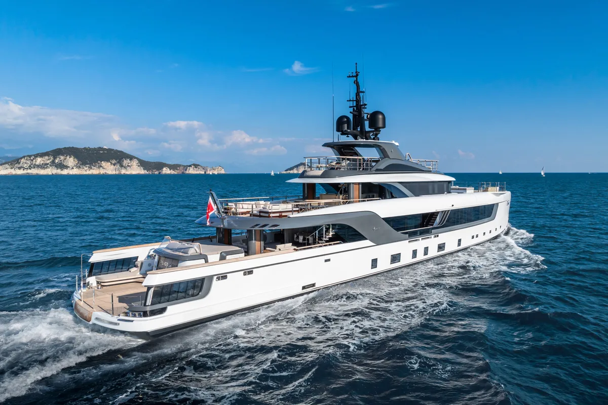 Admiral Yachts S-Force 55