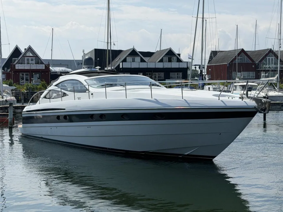 Pershing 52 used - photo 1