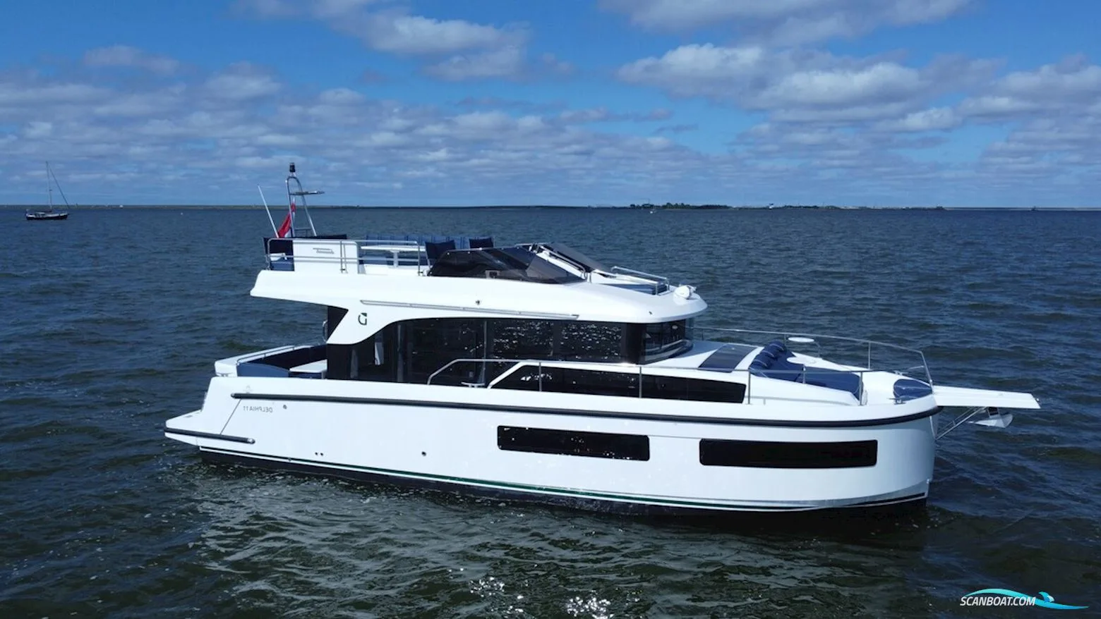 Delphia Yachts 11 Flylounge usato - foto 1