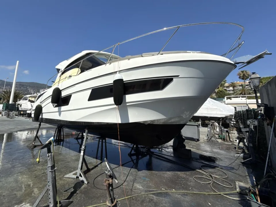 Beneteau Antares 9 usato - foto 1